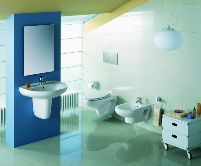 WC &Agrave; POSER 712.221